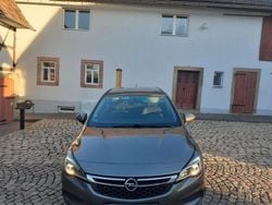 Grau Gebraucht 2018 Opel Astra Edition Kombi | 6.450 € (Guter Preis)