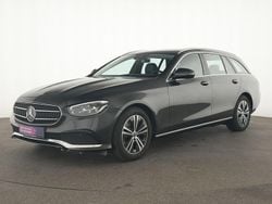 Olivgruen matt Gebraucht 2021 Mercedes E200 Avantgarde Limousine | 27.775 € (Superpreis)