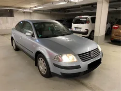 Silber Gebraucht 2002 VW Passat Limousine | 2.400 € (Fairer Preis)