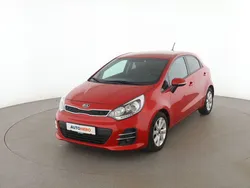 Rot Gebraucht 2016 Kia Rio 2 Limousine | 9.230 € (Etwas zu teuer)
