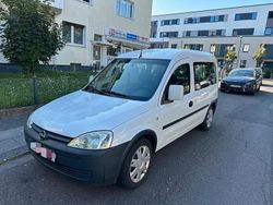 Weiß Gebraucht 2006 Opel Combo Van / Kleinbus | 4.800 € (Teuer)
