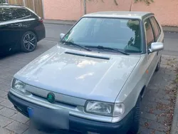 Silber Gebraucht 1998 Skoda Felicia Kleinwagen | 3.000 €