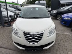 Beige Gebraucht 2011 Lancia Ypsilon Platinum Kleinwagen | 4.499 € (Guter Preis)