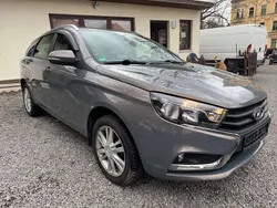 Blau Gebraucht 2019 Lada Vesta Kombi | 5.490 € (Fairer Preis)