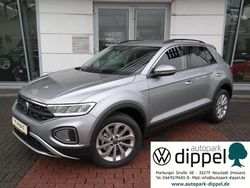 Pyritsilber metallic Neu 2024 VW T-Roc Life SUV | 31.550 € (Guter Preis)