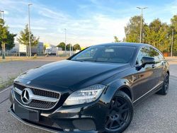 Schwarz Gebraucht 2014 Mercedes CLS220 Shooting Brake Kombi | 12.900 €