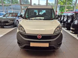 Colore esterno (weiß) Gebraucht 2021 Fiat Doblò Van / Kleinbus | 13.950 € (Fairer Preis)