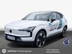 Crystal weißperleffekt Gebraucht 2024 Volvo EX30 Plus SUV | 34.940 € (Fairer Preis)