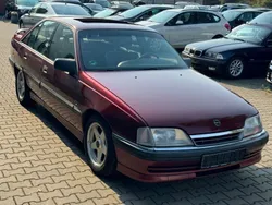 Rot Gebraucht 1992 Opel Omega Limousine | 4.950 €