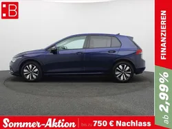 Blau Gebraucht 2023 VW Golf VIII Move Limousine | 24.450 € (Guter Preis)