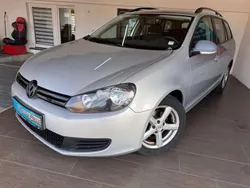 Silber Gebraucht 2010 VW Golf VI Trendline Kombi | 4.399 € (Fairer Preis)