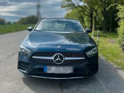 Blau Gebraucht 2021 Mercedes A200 AMG line Limousine | 23.000 € (Superpreis)