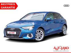 Blau Gebraucht 2022 Audi A3 Comfort Limousine | 23.490 € (Etwas zu teuer)