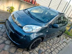 Grau Gebraucht 2009 Citroën C1 Kleinwagen | 2.000 €
