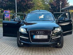 Schwarz Gebraucht 2007 Audi Q7 S-Line SUV | 5.500 €