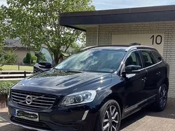 Schwarz Gebraucht 2016 Volvo XC60 Summum SUV | 14.499 € (Superpreis)
