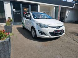 Weiß Gebraucht 2013 Hyundai i20 Kleinwagen | 3.990 €