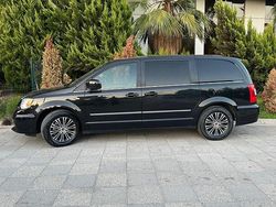 Schwarz Gebraucht 2014 Lancia Voyager Van / Kleinbus | 11.499 € (Etwas zu teuer)