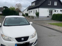 Weiß Gebraucht 2009 Seat Ibiza Style Kleinwagen | 3.599 € (Fairer Preis)