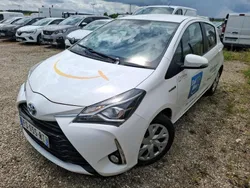 Weiß Gebraucht 2020 Toyota Yaris Hybrid Kleinwagen | 11.070 € (Superpreis)