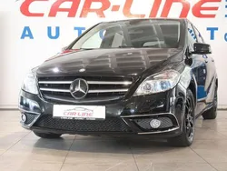 Schwarz Gebraucht 2013 Mercedes B180 Van / Kleinbus | 10.777 € (Fairer Preis)
