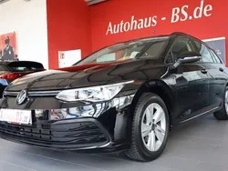 Schwarz Gebraucht 2023 VW Golf VIII Life Kombi | 23.890 € (Guter Preis)