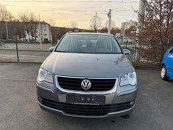 Beige Gebraucht 2007 VW Touran Van / Kleinbus | 4.990 € (Fairer Preis)