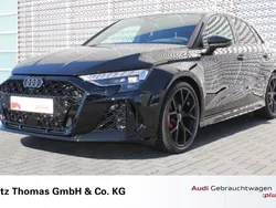 Mythosschwarz metallic Gebraucht 2025 Audi RS3 Sportback Ambiente Kleinwagen | 68.790 € (Fairer Preis)