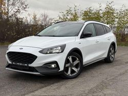 Weiß Gebraucht 2020 Ford Focus Active X Limousine | 12.000 € (Fairer Preis)