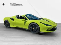 Grün Gebraucht 2022 Ferrari F8 Cabrio | 403.410 €