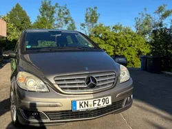 Grau Gebraucht 2005 Mercedes B170 Van / Kleinbus | 3.000 € (Guter Preis)