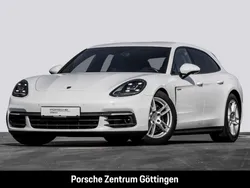 Weiß Gebraucht 2019 Porsche Panamera 4 Sport Turismo Limousine | 67.900 € (Fairer Preis)