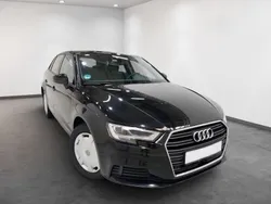 Schwarz Gebraucht 2020 Audi A3 Sportback Basis Limousine | 22.100 € (Guter Preis)