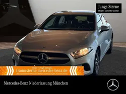 Silber Gebraucht 2023 Mercedes A200 Style Kleinwagen | 25.990 € (Fairer Preis)