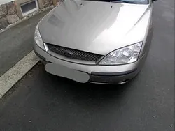 Silber Gebraucht 2001 Ford Mondeo Kombi | 350 € (Superpreis)