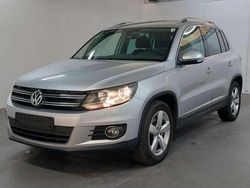 Reflexsilber (metallic) Gebraucht 2015 VW Tiguan Sport SUV | 14.000 € (Etwas zu teuer)