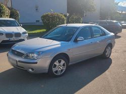 Silber Gebraucht 2003 Ford Mondeo Ghia Limousine | 1.560 € (Etwas zu teuer)