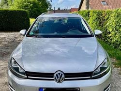 Silber Gebraucht 2015 VW Golf VII Kombi | 7.999 € (Fairer Preis)