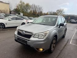 Silber Gebraucht 2014 Subaru Forester Active SUV | 5.599 € (Fairer Preis)