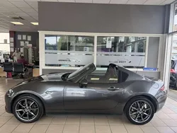 Grau Gebraucht 2017 Mazda MX5 Sports-Line Cabrio | 13.990 €