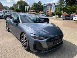 Blau Gebraucht 2024 Audi A5 S-Line Coupé | 55.980 € (Guter Preis)
