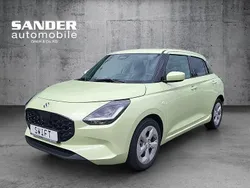 Gelb Neu 2025 Suzuki Swift Comfort Limousine | 21.650 €