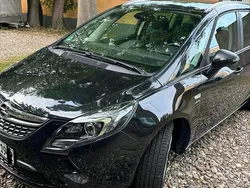 Schwarz Gebraucht 2014 Opel Zafira Van / Kleinbus | 8.700 € (Teuer)
