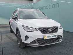 Weiß Gebraucht 2024 Seat Arona FR SUV | 21.940 € (Fairer Preis)