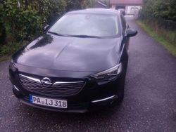 Blau Gebraucht 2018 Opel Insignia Edition Limousine | 12.500 € (Guter Preis)