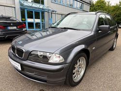 Grau Gebraucht 2001 BMW 320 Sport Line Kombi | 10.290 €