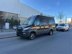 Schwarz Gebraucht 2015 Iveco Daily Van / Kleinbus | 13.900 € (Fairer Preis)
