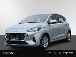 Silber Gebraucht 2022 Hyundai i10 Select Kleinwagen | 12.990 € (Fairer Preis)