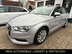 Lotusgrau Gebraucht 2014 Audi A3 Attraction Limousine | 13.990 € (Superpreis)