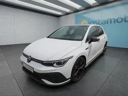 Weiß Gebraucht 2023 VW Golf VIII Kleinwagen | 34.699 € (Guter Preis)